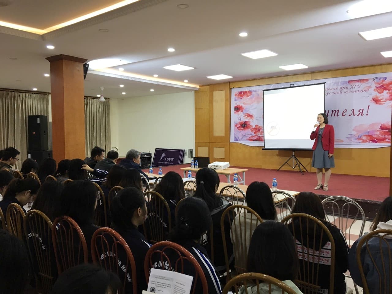 TẬP HUẤN CÔNG TÁC VỆ SINH MÔI TRƯỜNG PHÒNG CHỐNG DỊCH SỐT XUẤT HUYẾT TẠI KÝ TÚC XÁ PHẠM VĂN ĐỒNG